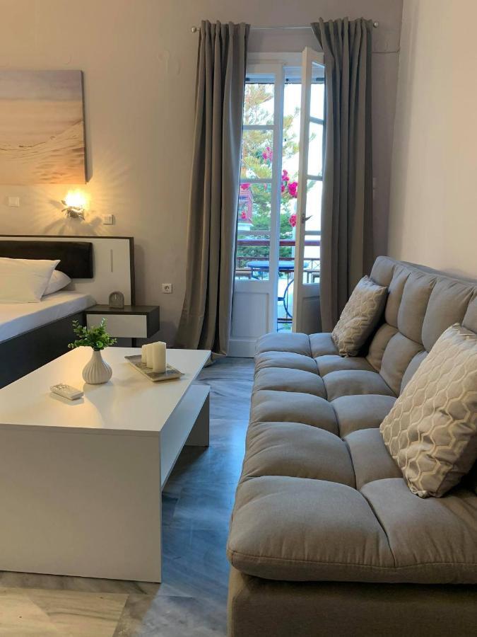 Akrogiali Hotel Agios Sostis  Extérieur photo