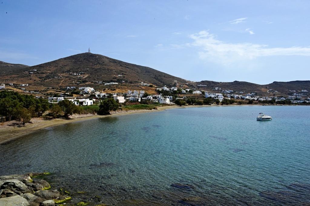 Akrogiali Hotel Agios Sostis  Extérieur photo