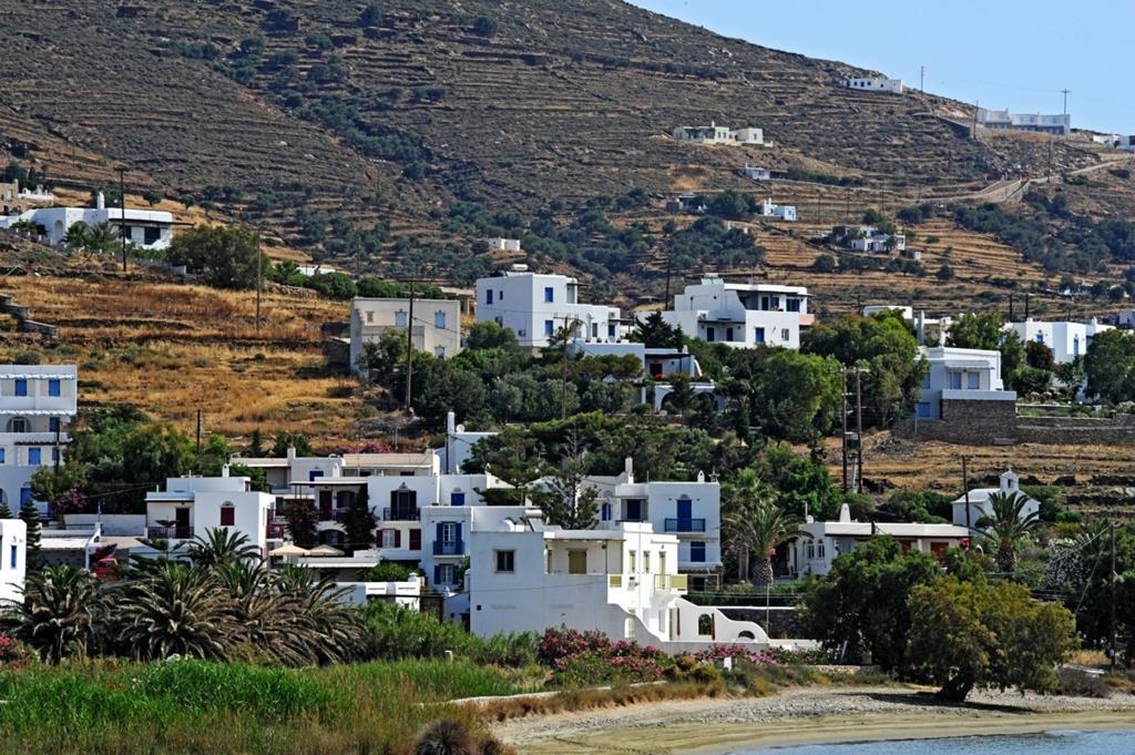 Akrogiali Hotel Agios Sostis  Extérieur photo