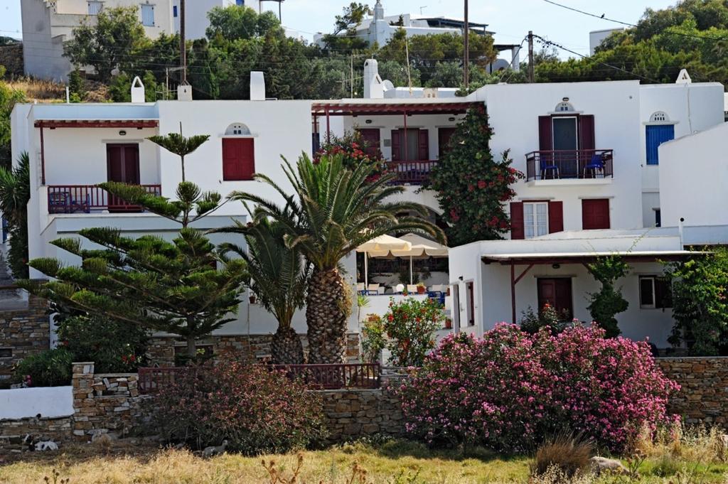 Akrogiali Hotel Agios Sostis  Extérieur photo